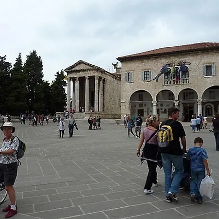 Buric Pula